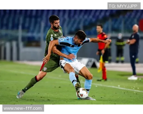 李娟足球之路：从草根球员到职业联赛的奋斗与梦想